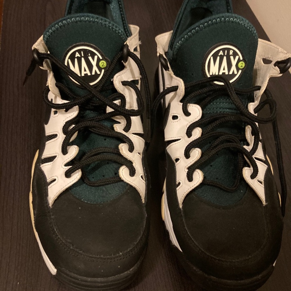 2016 NIKE AIR MAX MENS SIZE 11